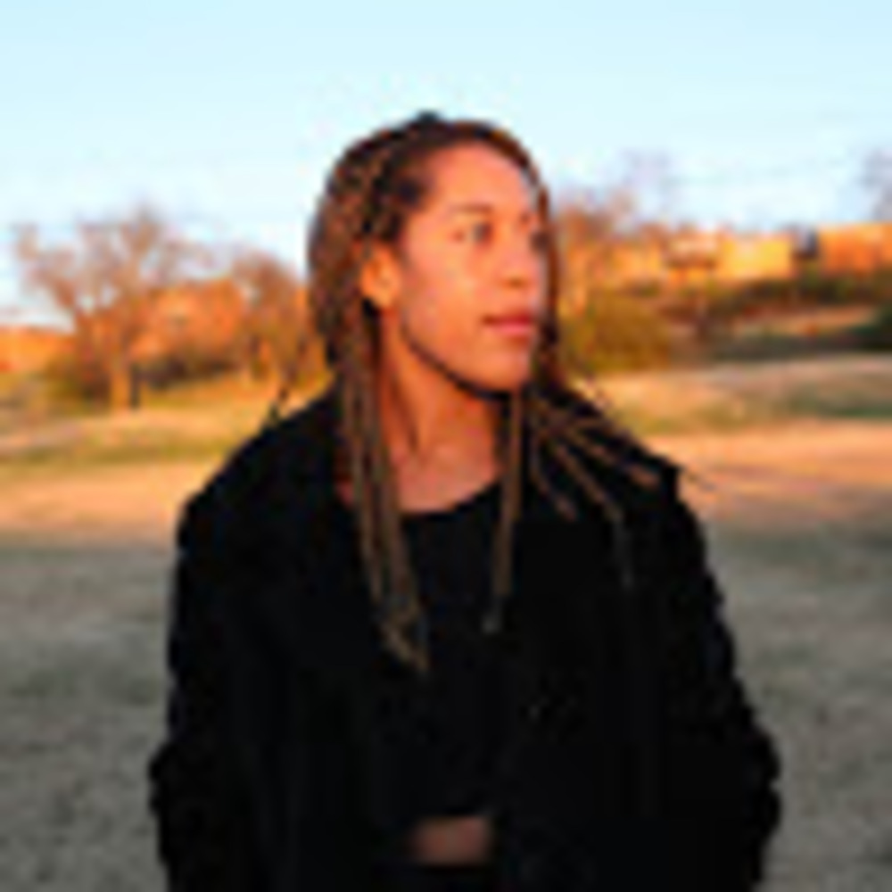 Meet your Posher, Yasmin